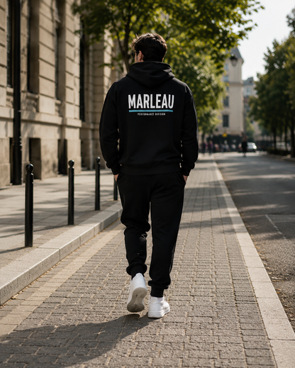 Club IV Hoodie – Zwart